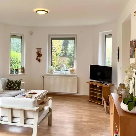 וילה Nefelejts Deluxe