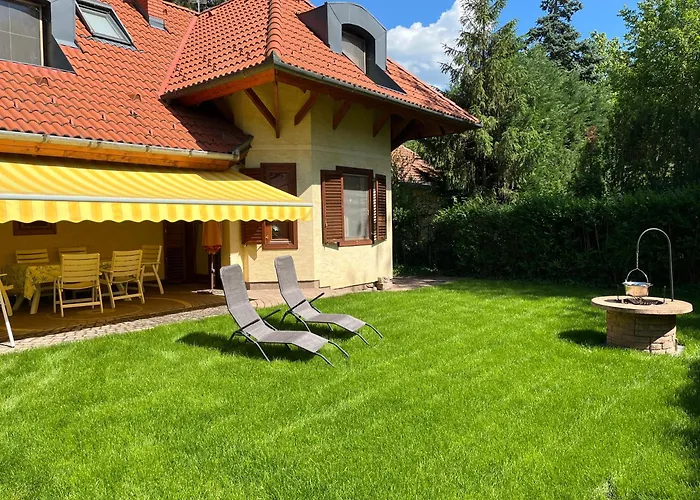 Nefelejts Deluxe Вилла Замарди